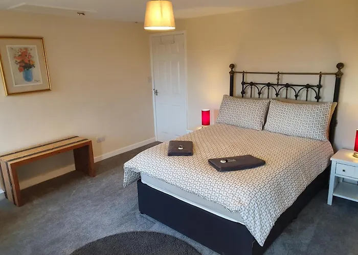 Lovely On Hadrians 12 Miles From *