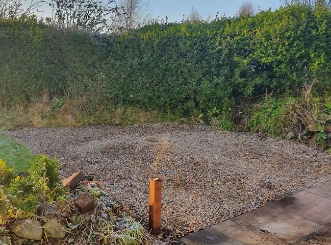 Lovely On Hadrians 12 Miles From 卡莱尔