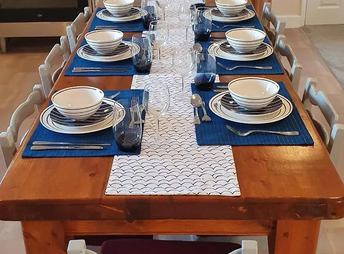 Lovely On Hadrians 12 Miles From